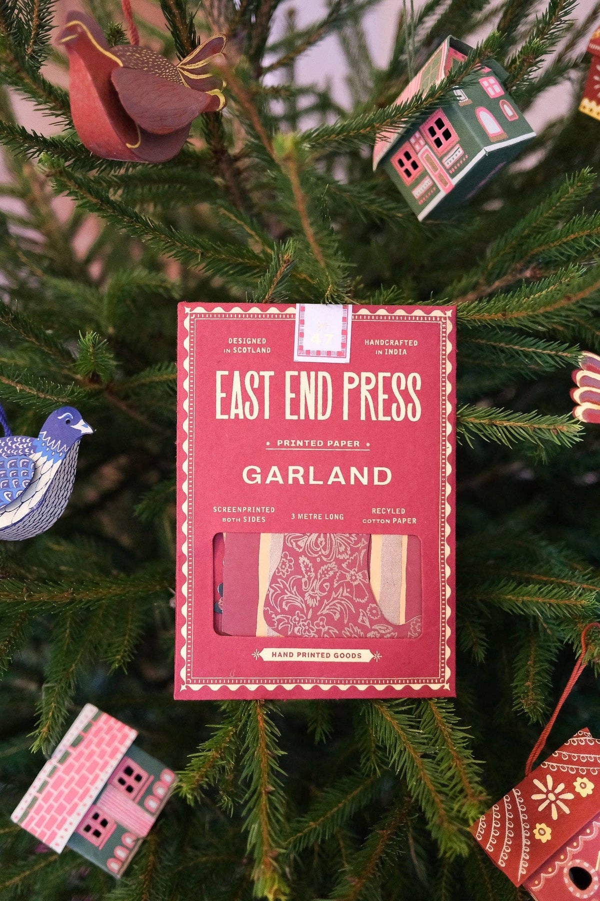 Traditional Christmas – Sewn Garland (East End Press)