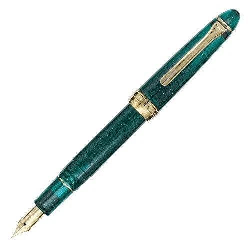 Sailor Shikiori Fountain Pen – Snow Bunny