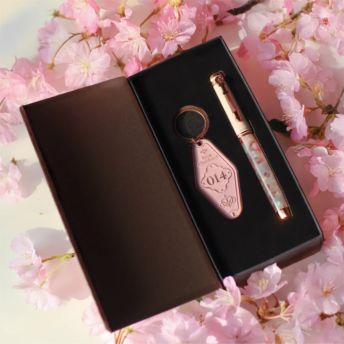 Dominant Industry Fountain Pen – Keyno. 014 Cherishment
