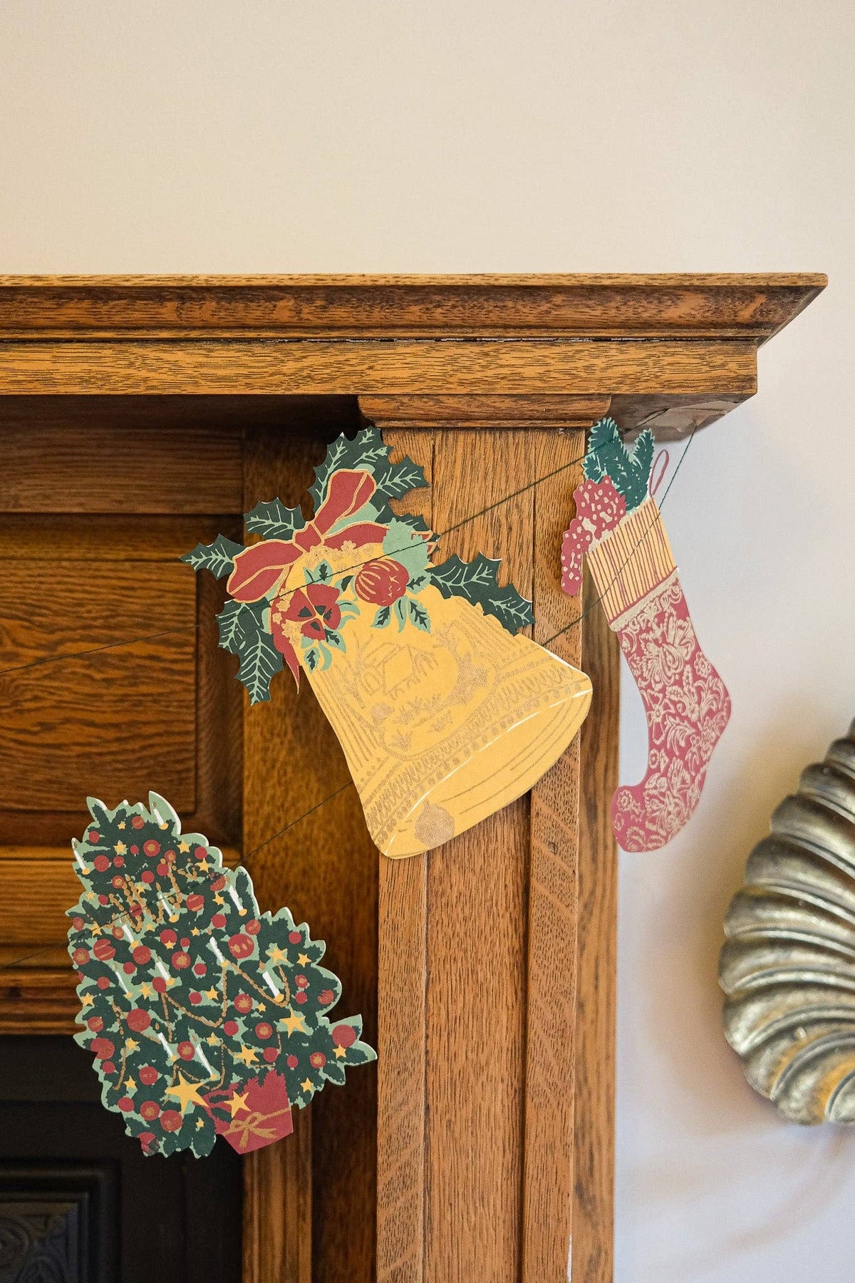 Traditional Christmas – Sewn Garland (East End Press)