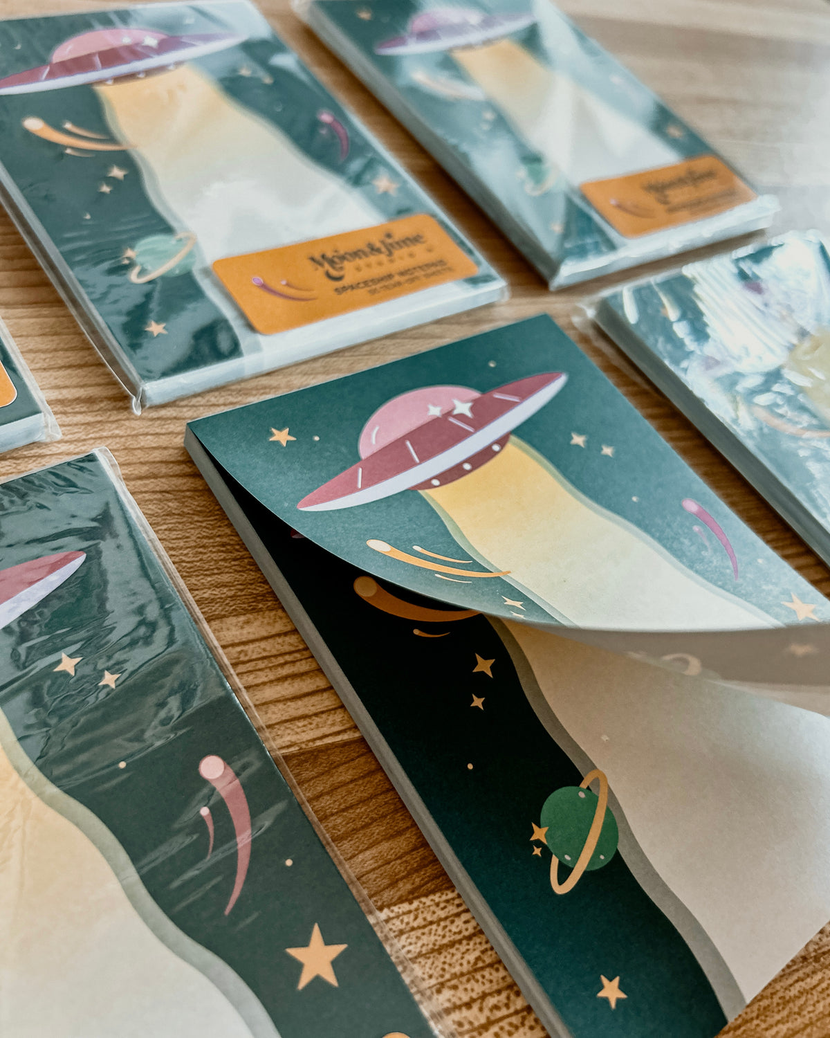UFO Spaceship Notepad