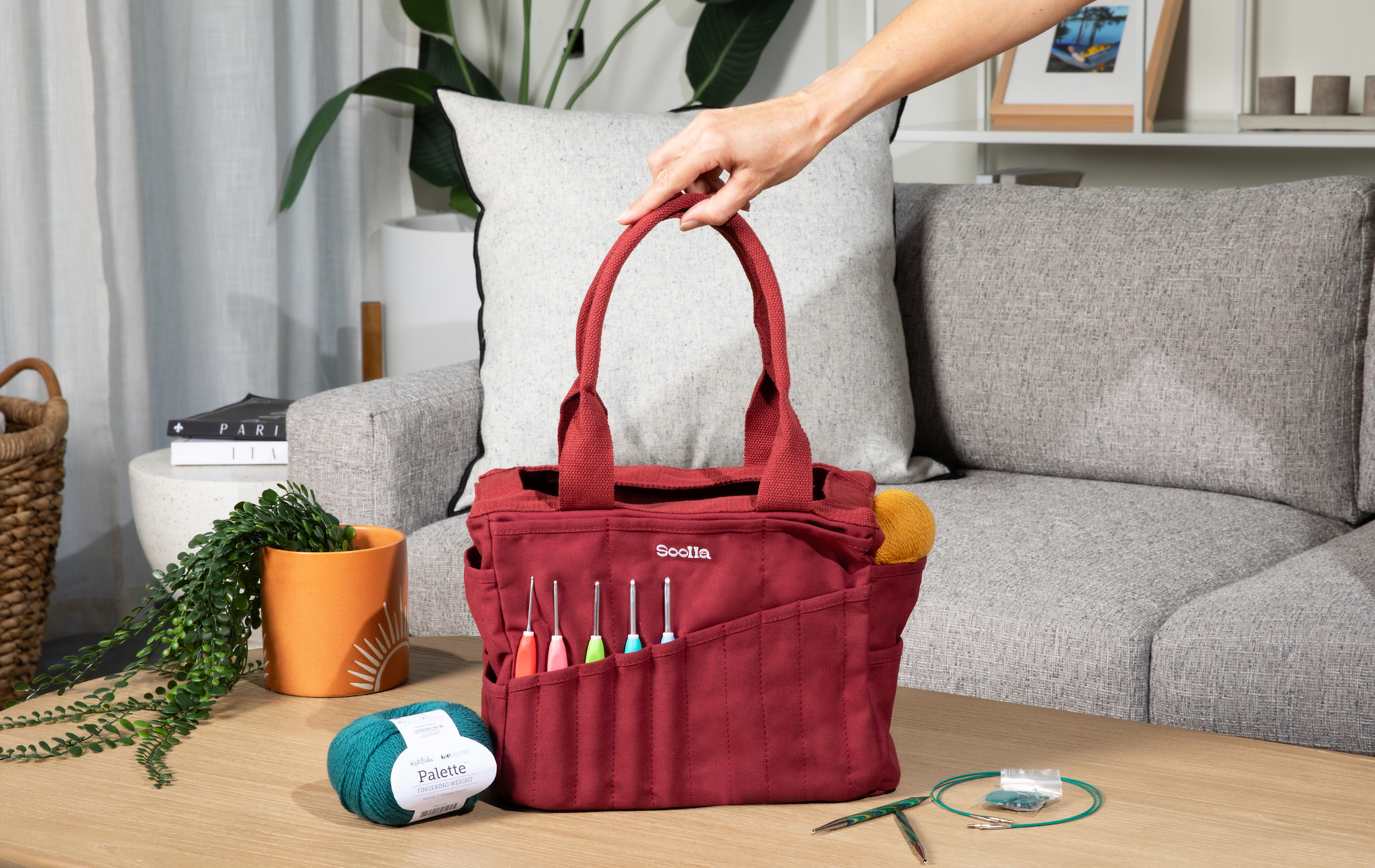 Soolla Studio Artist Bag – Sangria
