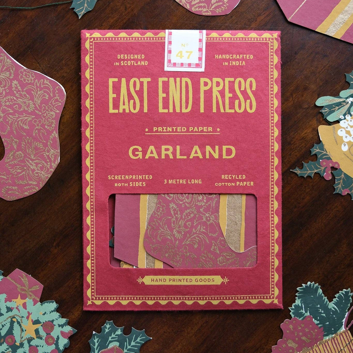 Traditional Christmas – Sewn Garland (East End Press)