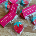Strawberry Clip – Moon&June Studio